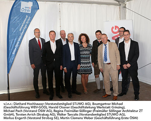 Gruppenfoto 1 - Gleichenfeier Seestadt Aspern - Bauplatz J12