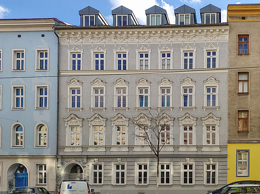 16., Herbststraße 23