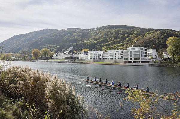 19., Kuchelauer Hafenstraße 102-110, Uferblick
